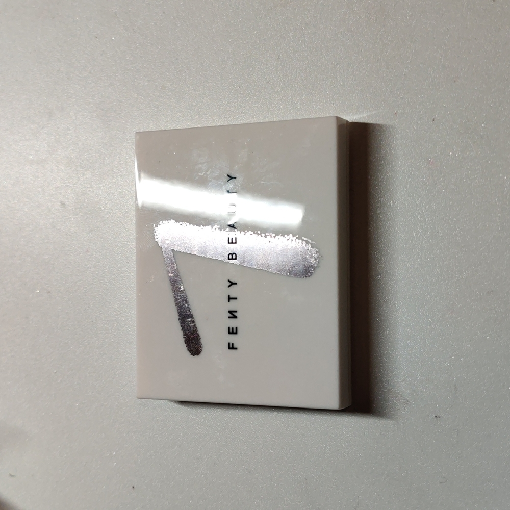 Fenty Beauty Cadet (7) Snap Shadows